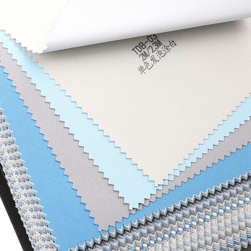 TDB 200/230 cm pěnový stříbrný povlak 100% zatemňovací roletová látka